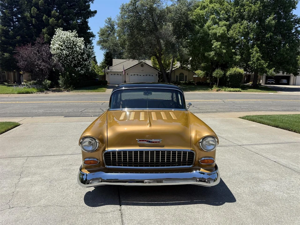 1955 Chevrolet Tri-Five Bel Air Sedan & Wagon - Image 6 of 31