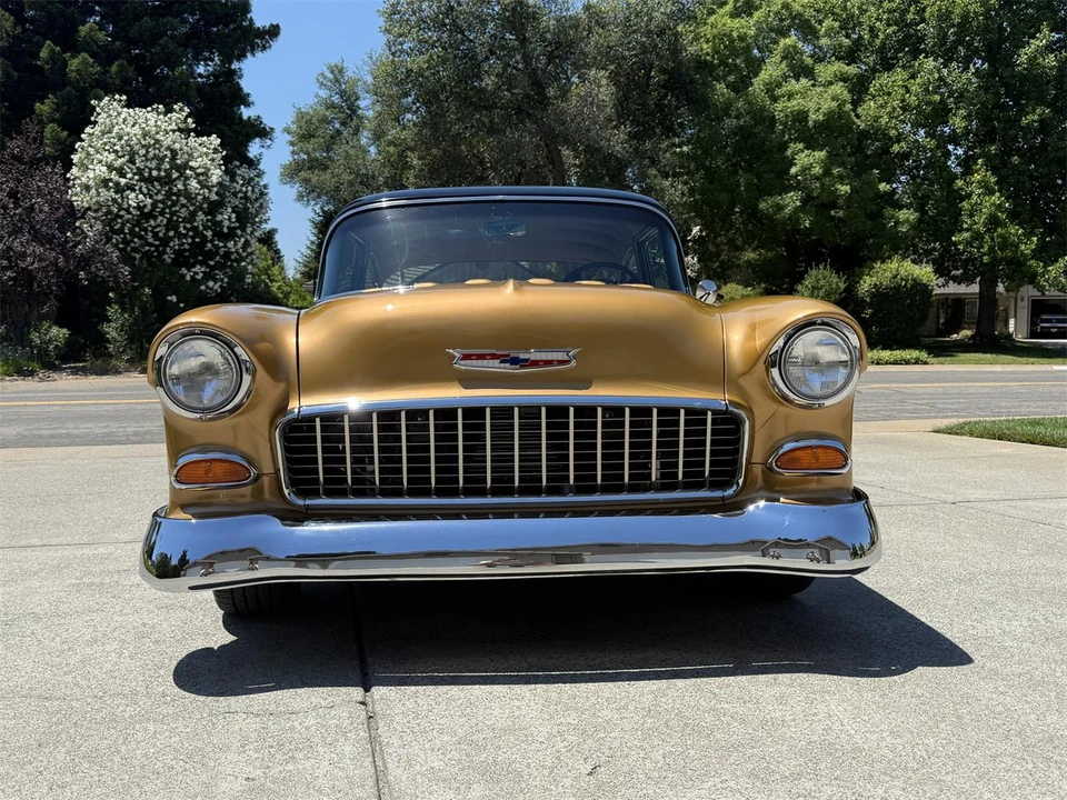 1955 Chevrolet Tri-Five Bel Air Sedan & Wagon - Image 20 of 31