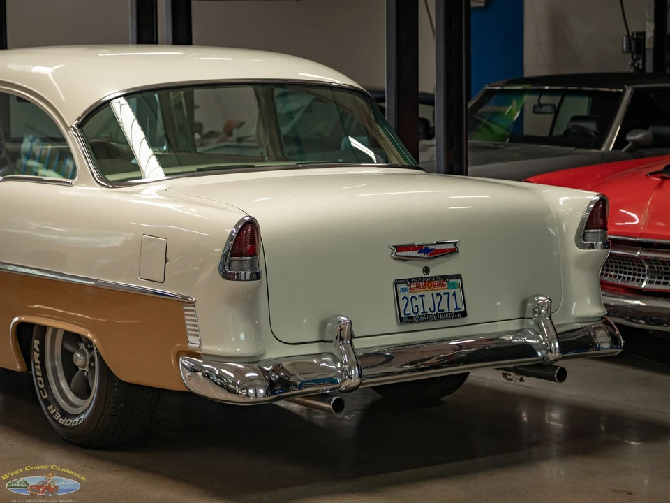 1955 Chevrolet Tri-Five Bel Air 2-Door Hardtop & Coupe - Image 24 of 31
