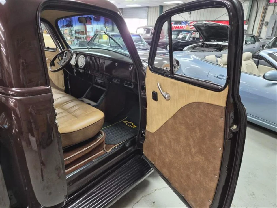 1955 Chevrolet Task Force - Image 11 of 15