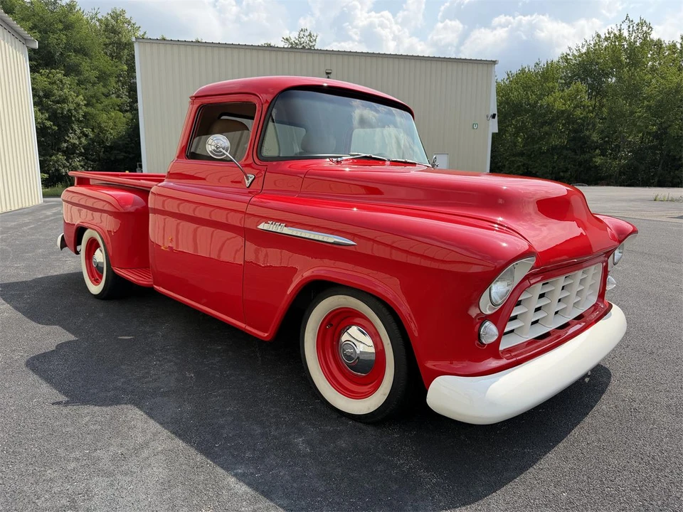 1955 Chevrolet Task Force - Image 8 of 31
