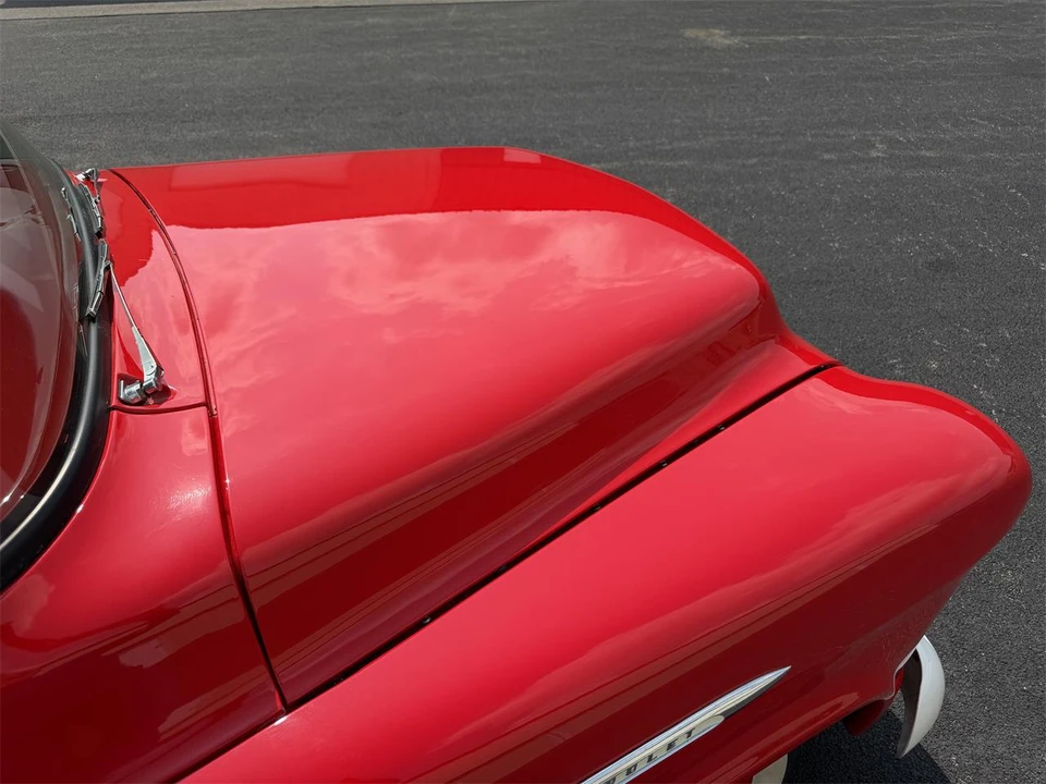 1955 Chevrolet Task Force - Image 22 of 31