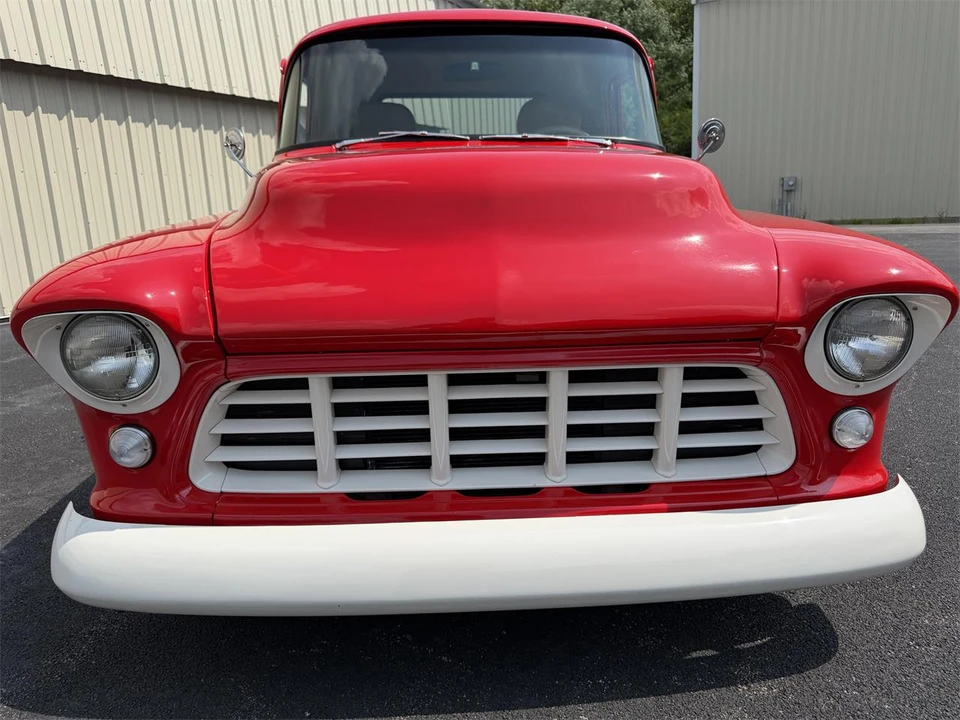 1955 Chevrolet Task Force - Image 23 of 31