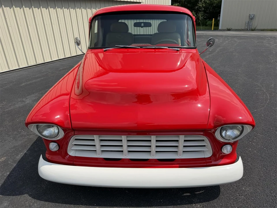 1955 Chevrolet Task Force - Image 24 of 31