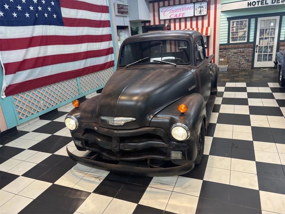1955 Chevrolet Task Force - Image 17 of 31