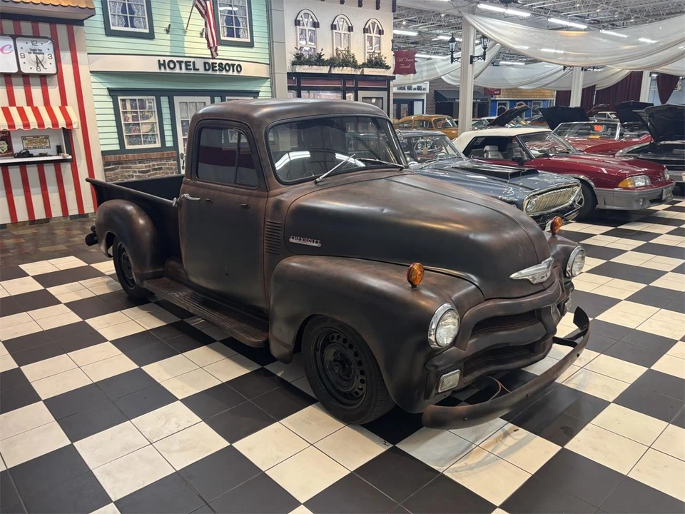 1955 Chevrolet Task Force - Image 20 of 31