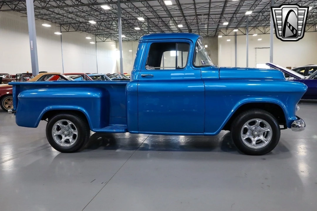 1955 Chevrolet Task Force - Image 9 of 12
