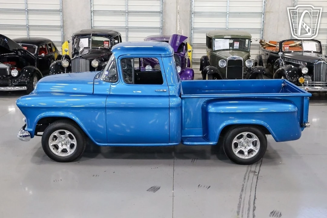 1955 Chevrolet Task Force - Image 11 of 12