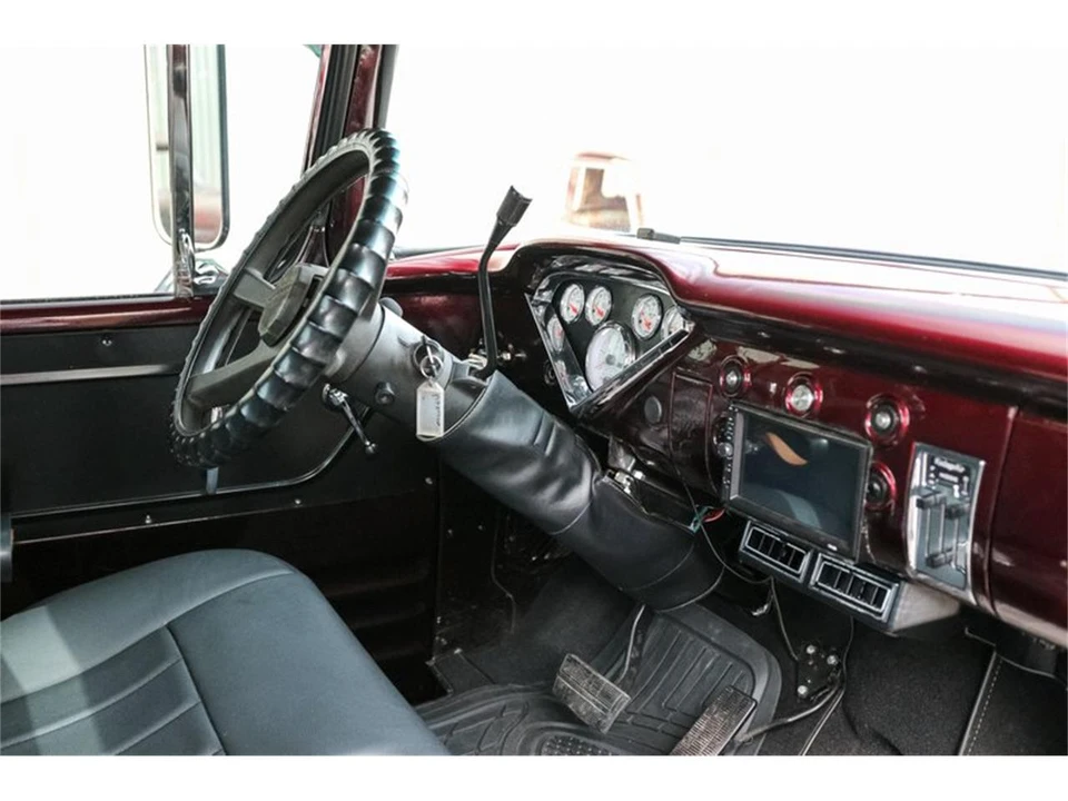 1955 Chevrolet Task Force - Image 24 of 31