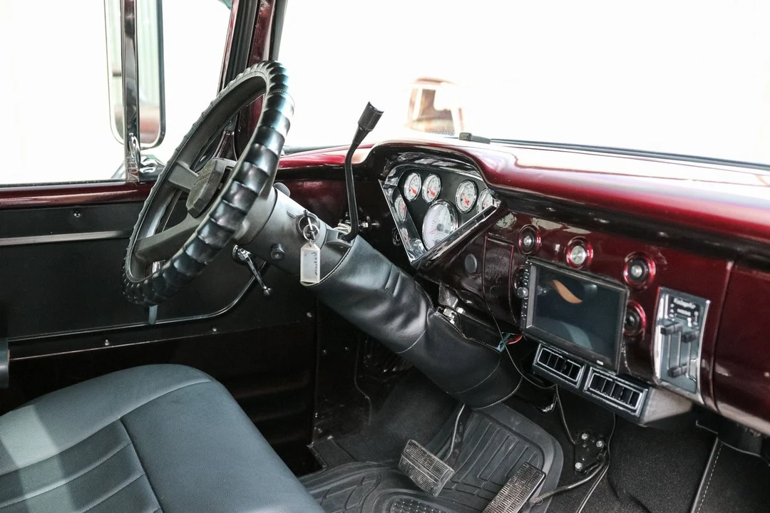 1955 Chevrolet Task Force - Image 24 of 31