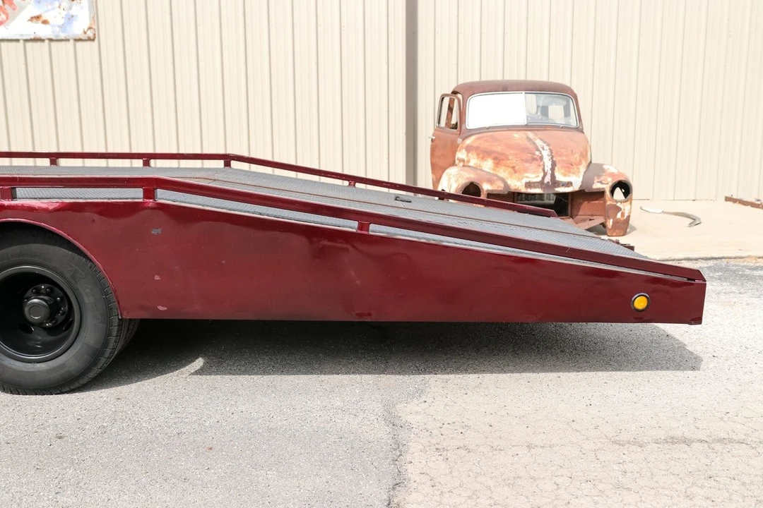 1955 Chevrolet Task Force - Image 9 of 31