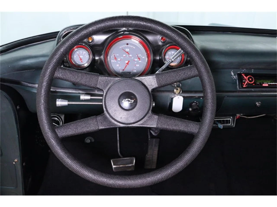 1955 Chevrolet Task Force - Image 10 of 31