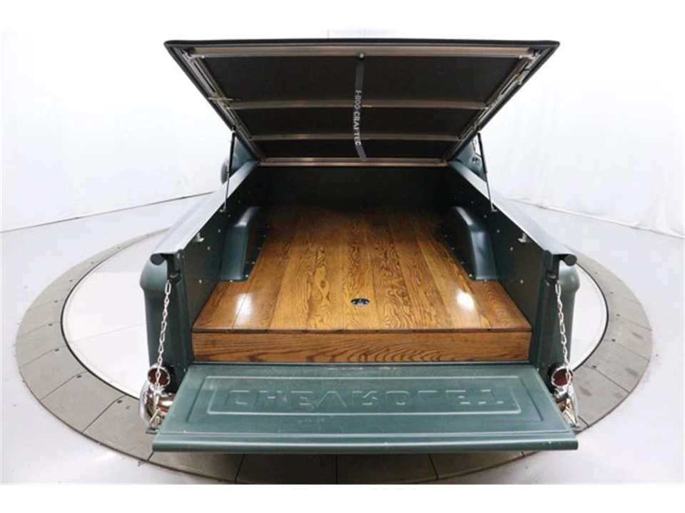 1955 Chevrolet Task Force - Image 22 of 31