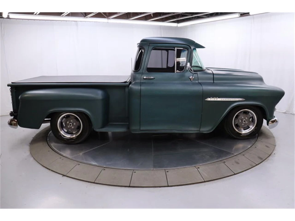 1955 Chevrolet Task Force - Image 8 of 31