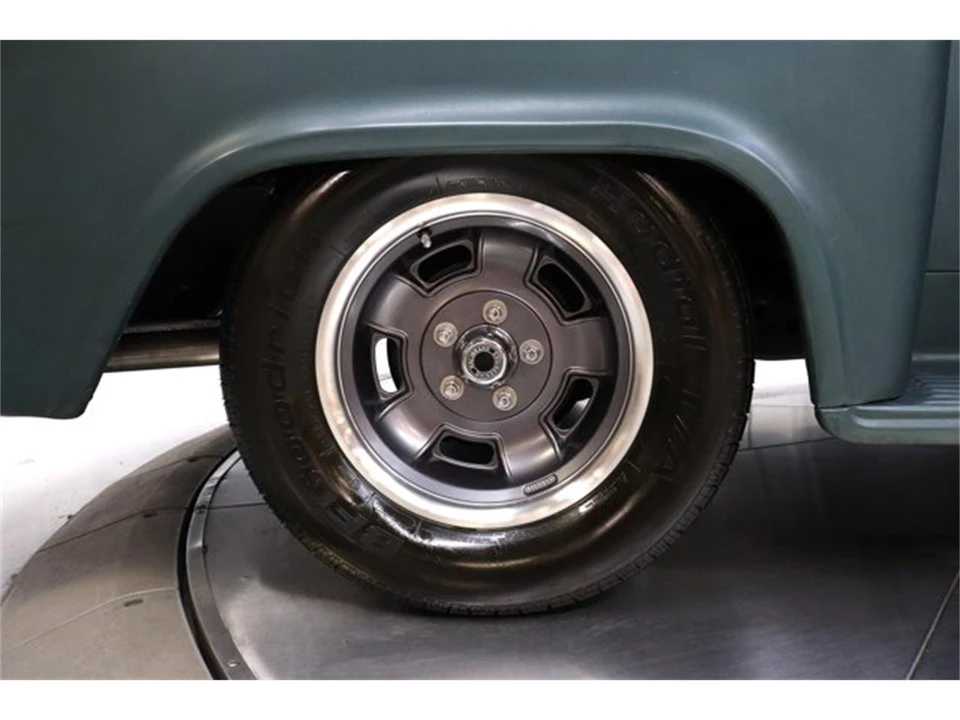 1955 Chevrolet Task Force - Image 27 of 31