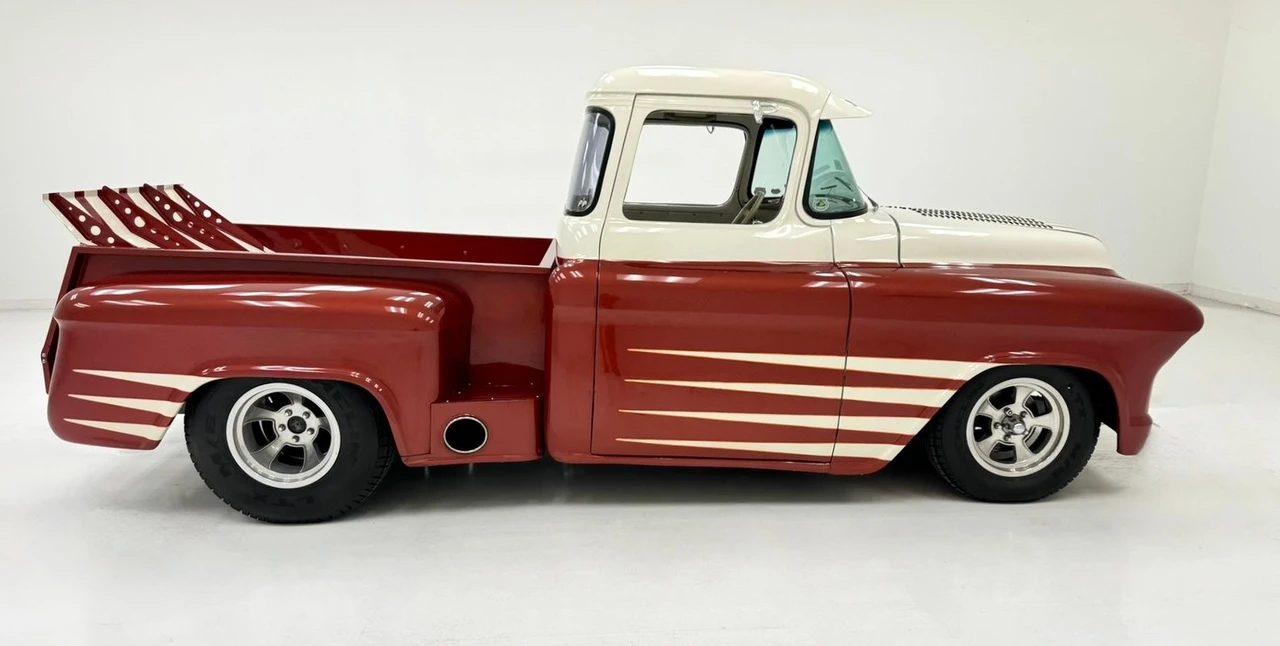 1955 Chevrolet Task Force - Image 6 of 31