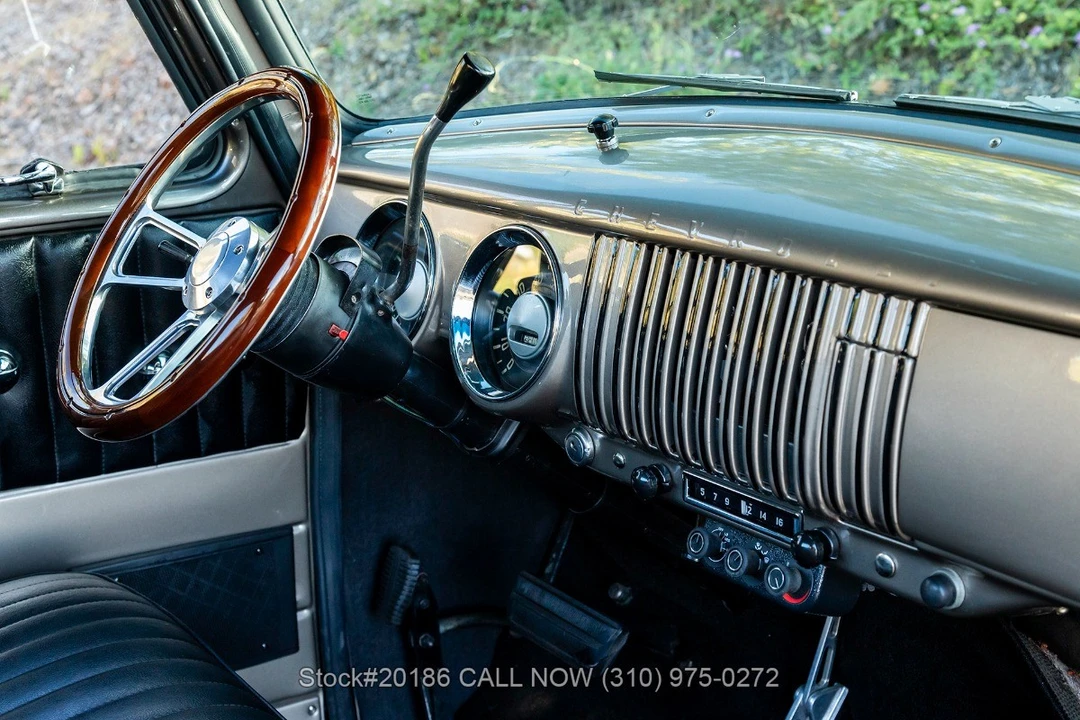 1955 Chevrolet Task Force - Image 24 of 31