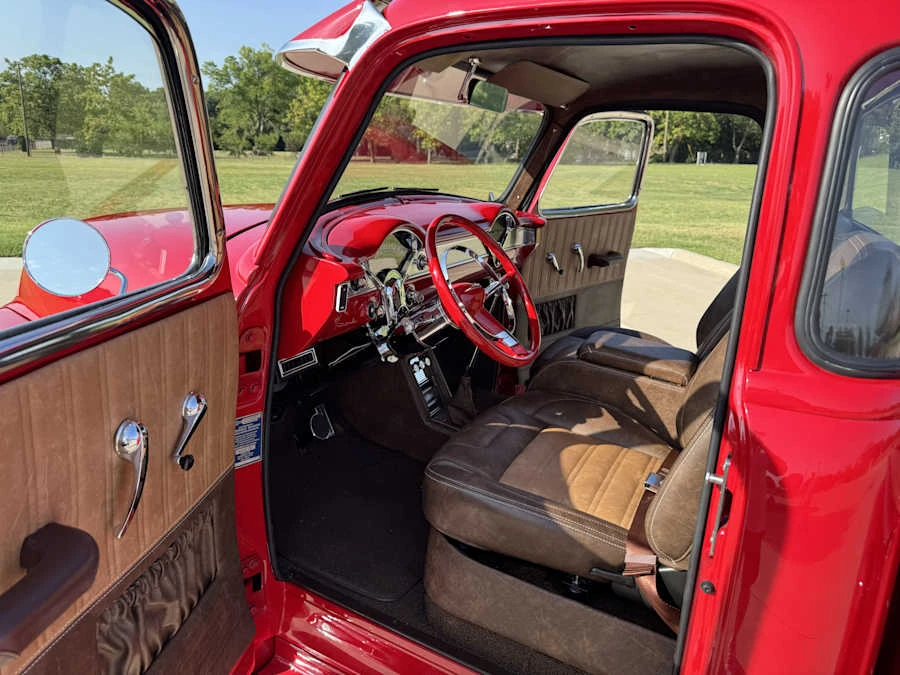 1955 Chevrolet Task Force - Image 20 of 31