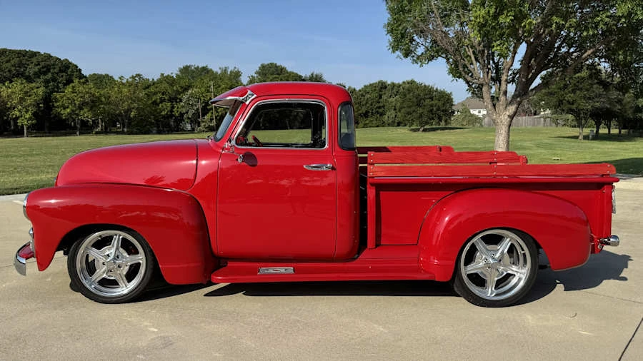 1955 Chevrolet Task Force - Image 2 of 31