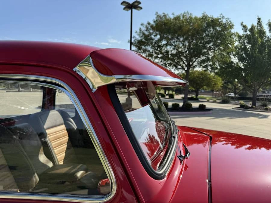 1955 Chevrolet Task Force - Image 6 of 31
