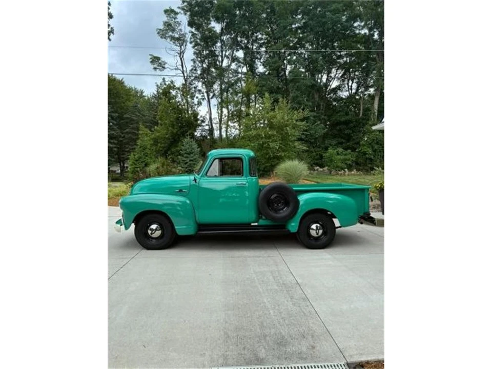 1955 Chevrolet Task Force - Image 17 of 18