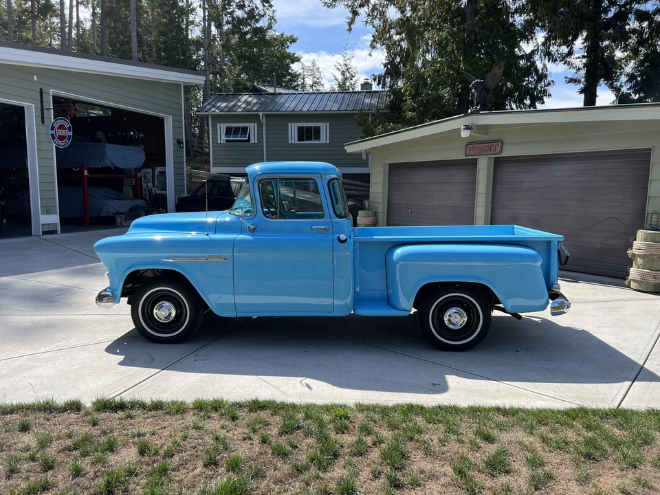 1955 Chevrolet Task Force - Image 17 of 31