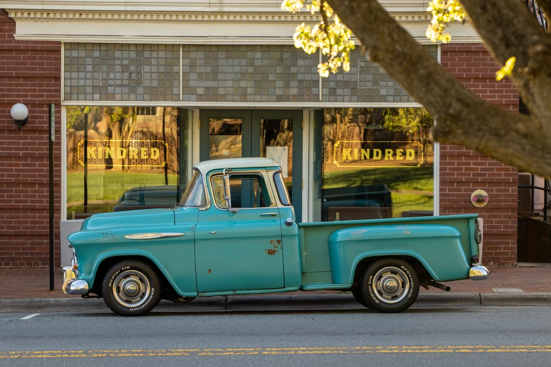 1955 Chevrolet Task Force - Image 24 of 31