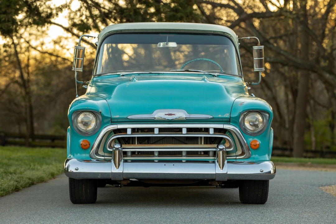 1955 Chevrolet Task Force - Image 22 of 31