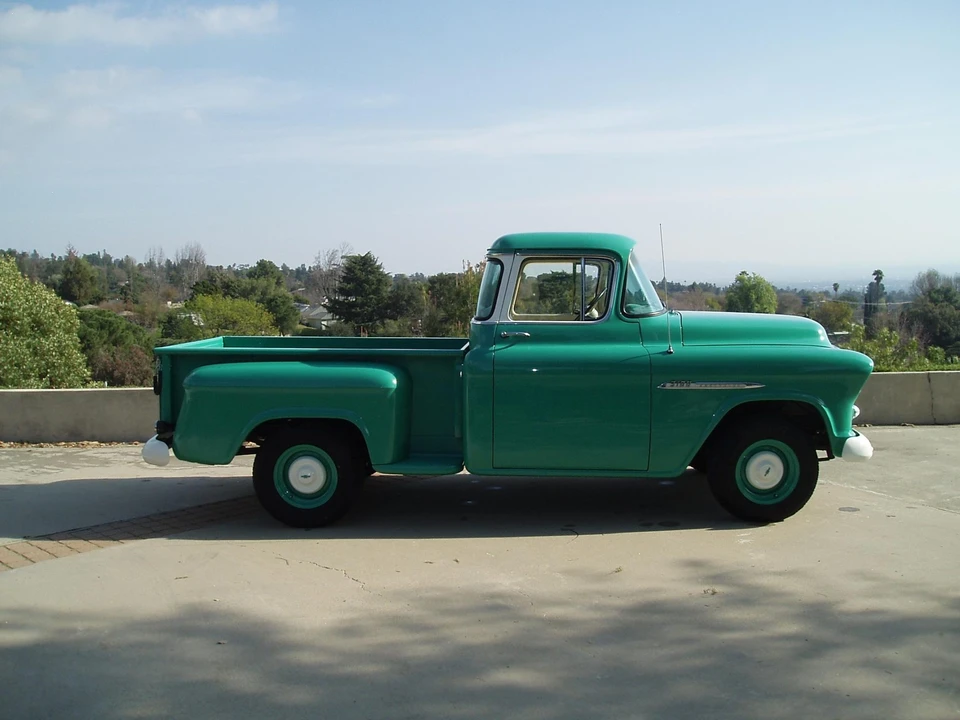 1955 Chevrolet Task Force - Image 10 of 31