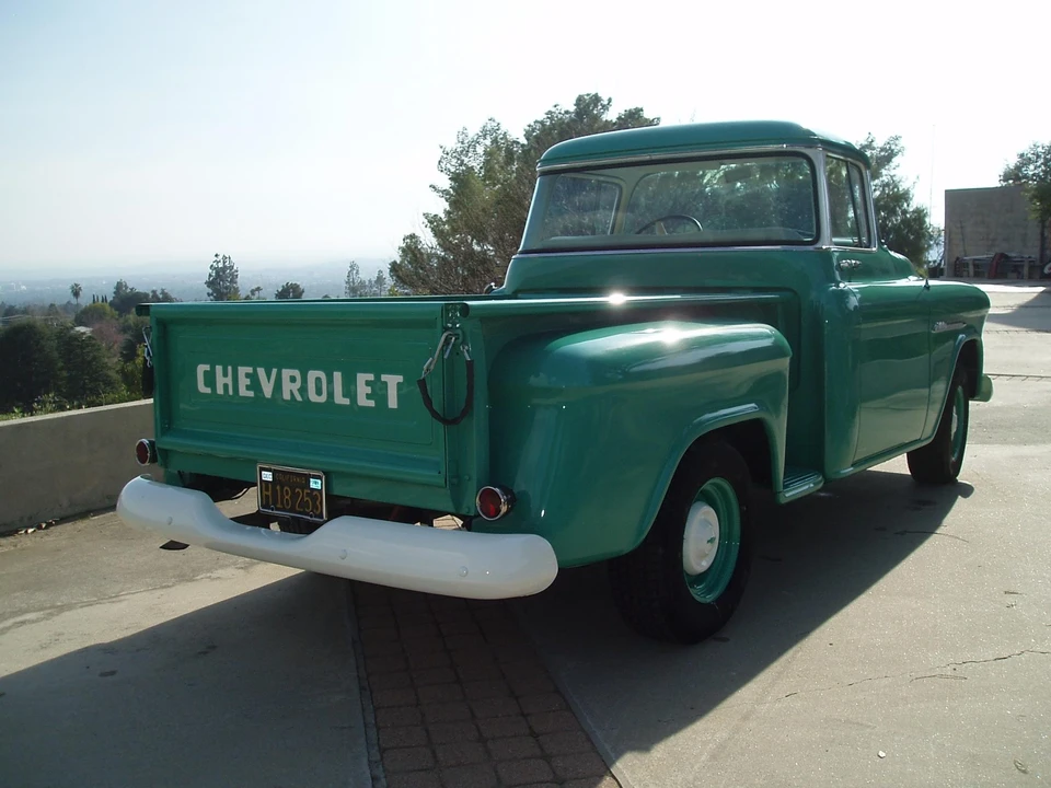 1955 Chevrolet Task Force - Image 13 of 31