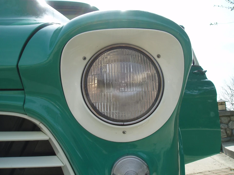 1955 Chevrolet Task Force - Image 26 of 31