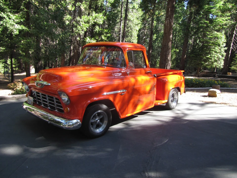 1955 Chevrolet Task Force - Image 10 of 31