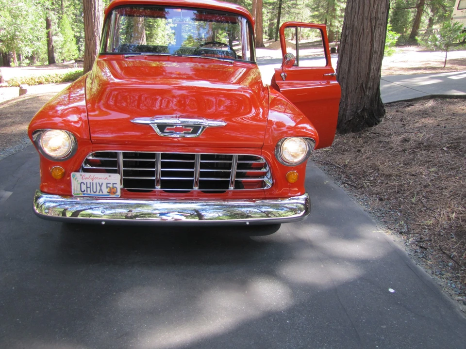 1955 Chevrolet Task Force - Image 21 of 31