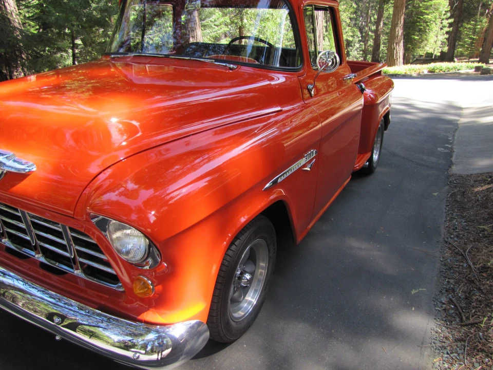 1955 Chevrolet Task Force - Image 27 of 31