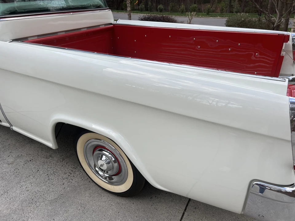 1955 Chevrolet Task Force - Image 27 of 31