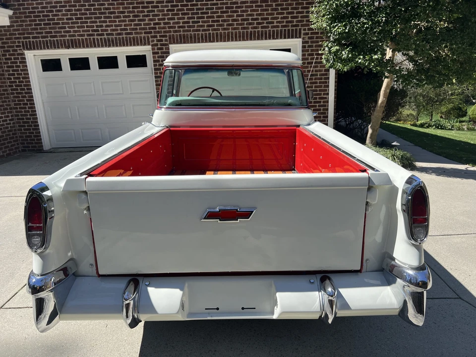 1955 Chevrolet Task Force - Image 10 of 31