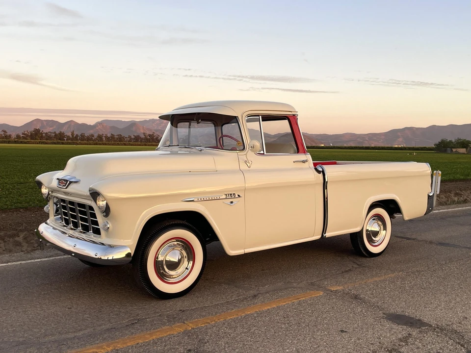 1955 Chevrolet Task Force - Image 8 of 31