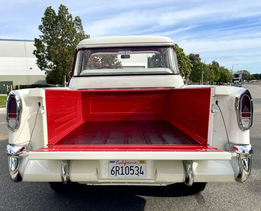 1955 Chevrolet Task Force - Image 14 of 31