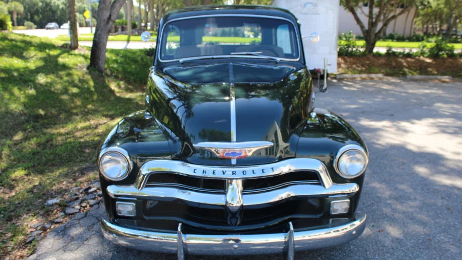 1955 Chevrolet Task Force - Image 15 of 16