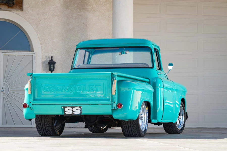 1955 Chevrolet Task Force - Image 15 of 31