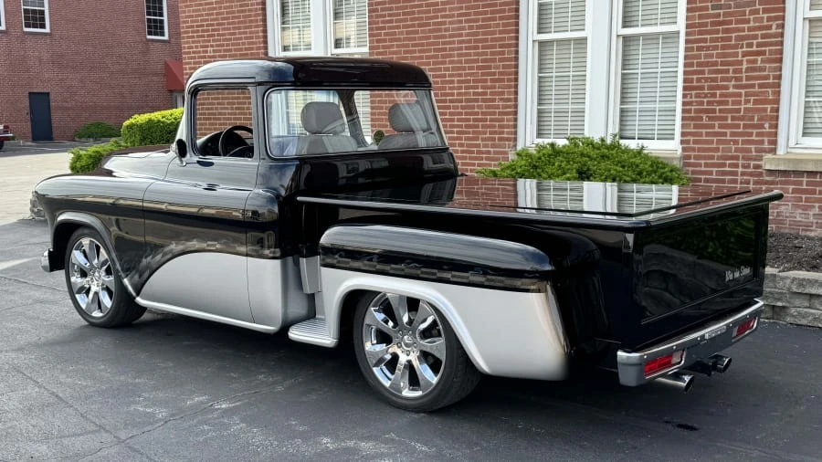 1955 Chevrolet Task Force - Image 3 of 15
