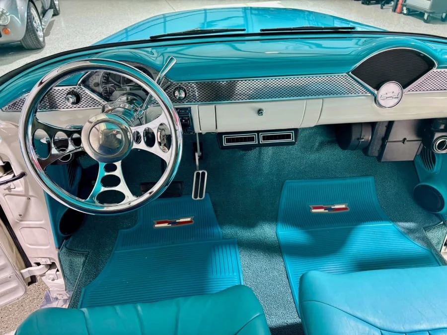 1955 Chevrolet Task Force - Image 11 of 19