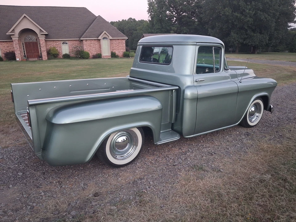 1955 Chevrolet Task Force - Image 12 of 31