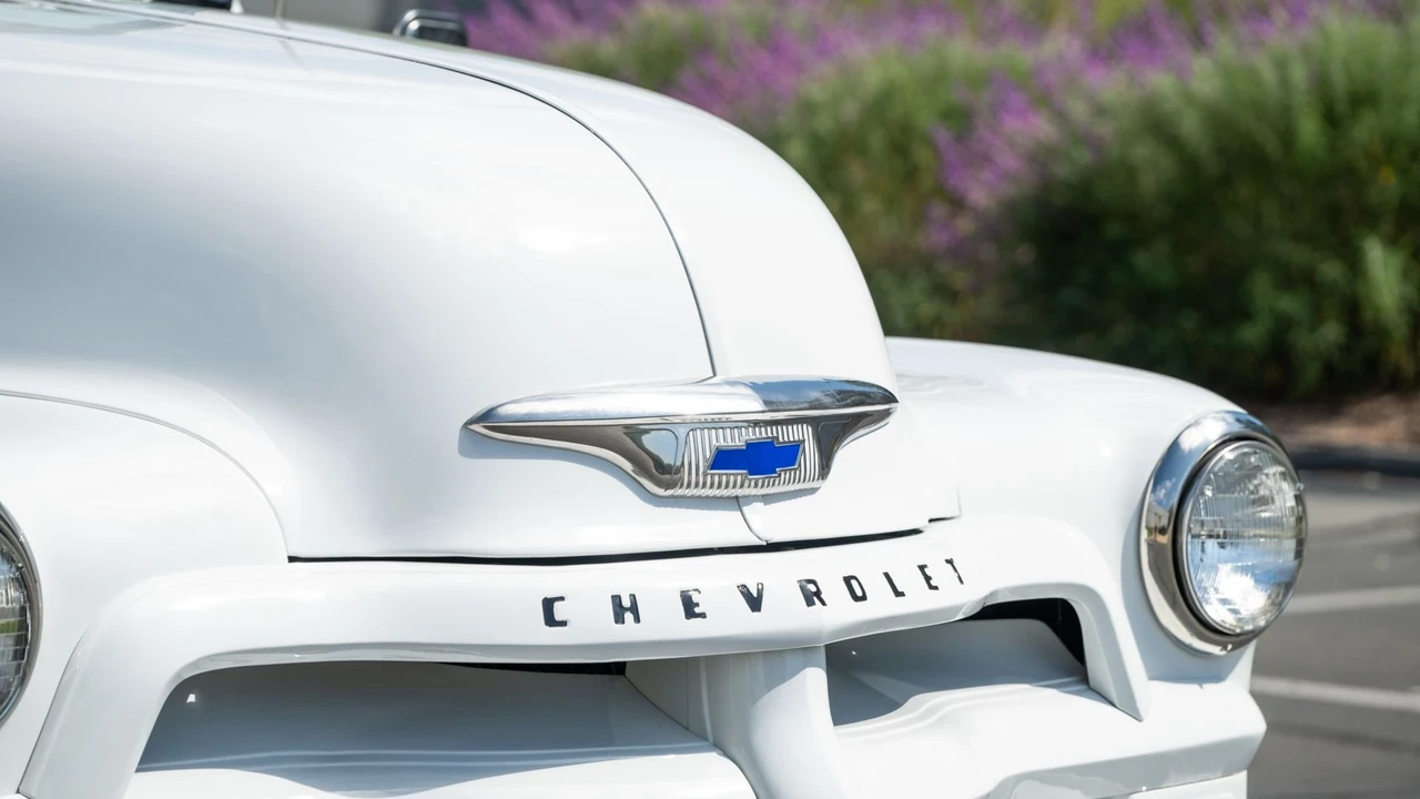 1955 Chevrolet Task Force - Image 29 of 31