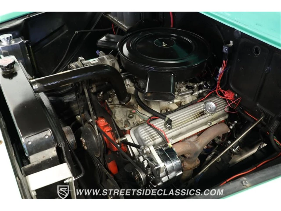 1955 Chevrolet Task Force - Image 30 of 31