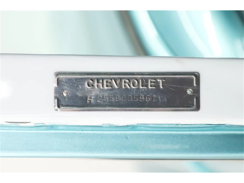 1955 Chevrolet Task Force - Image 13 of 31