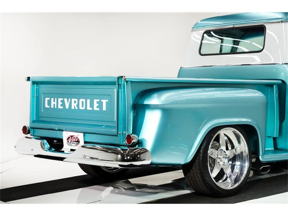 1955 Chevrolet Task Force - Image 17 of 31