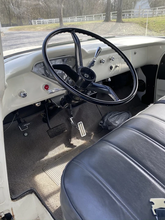 1955 Chevrolet Task Force - Image 30 of 31