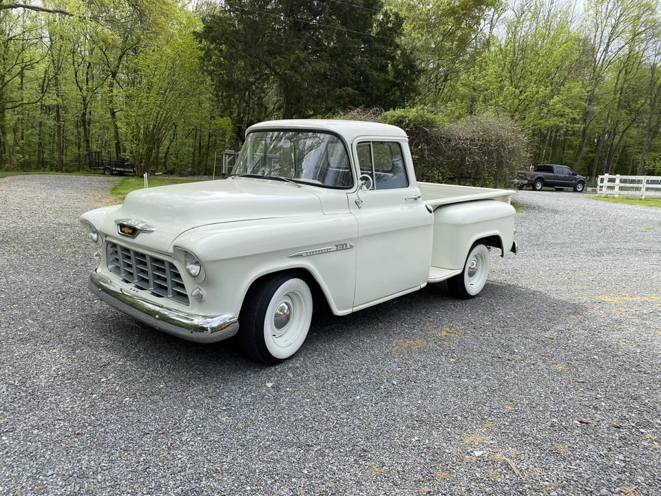 1955 Chevrolet Task Force - Image 4 of 31