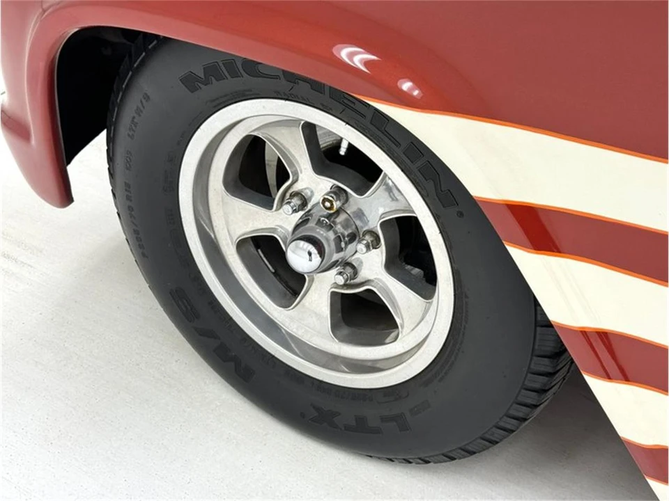 1955 Chevrolet Task Force - Image 11 of 31